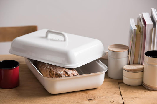 Riess Enamel Bread Box CLASSIC White 37x26cm Bread Box with Lid 0616-033