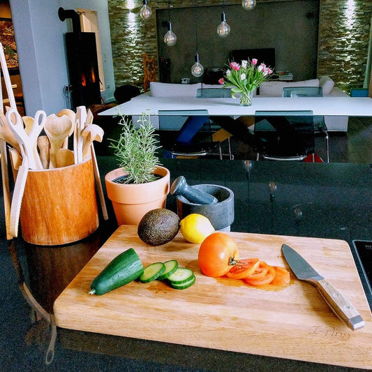 Hofmeister Raban Schneidebrett 50 x 30 cm mit Griffmulde Eichenholz