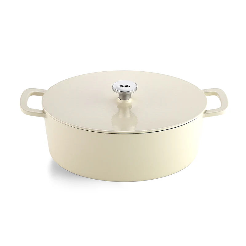 Fissler Moments Collection/Emaillierte Gusseisen-Bräter Oval 33 cm elfenbeinweiß