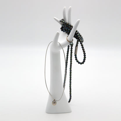 TOPANBIETER 999 Design Schmuckhand - Schmuckhalter im weißen Handform für Armbänder, Ketten, Ringe, Uhren - Schmuckdisplay aus Kunstharz -  Schmuckaufbewahrung - Dekohand als Schmuckständer - Kettenständer Display H34cm